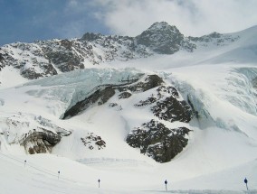 2010温哥华冬奥会，冰雪盛宴的辉煌时刻-